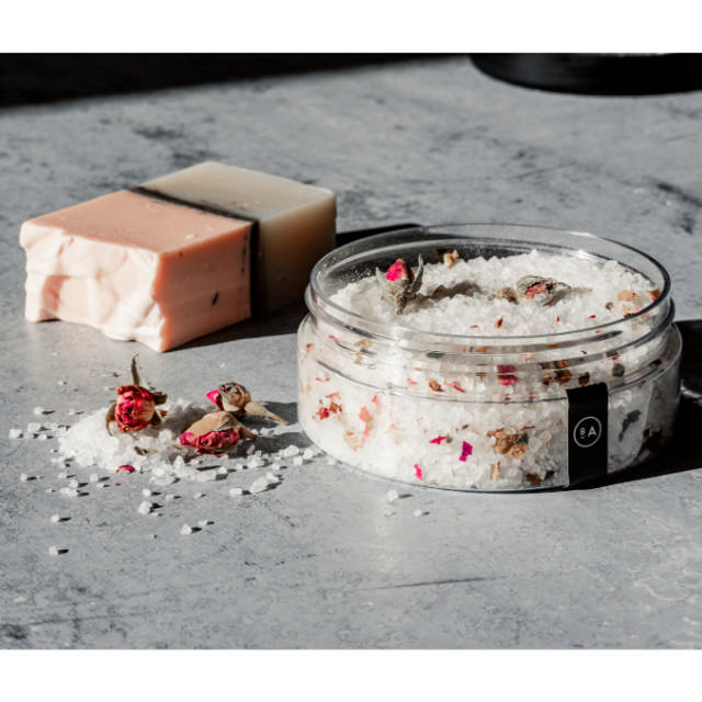 Badeanstalten Badesalt - Dans på Roser, 300 g.