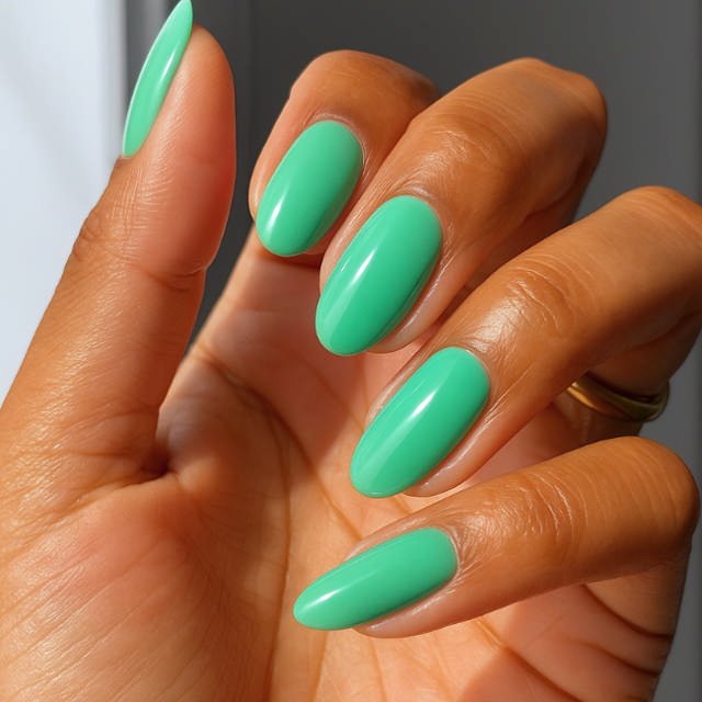 Essie Classic - Nail Polish 746 Mojito Madness, 13,5 ml.