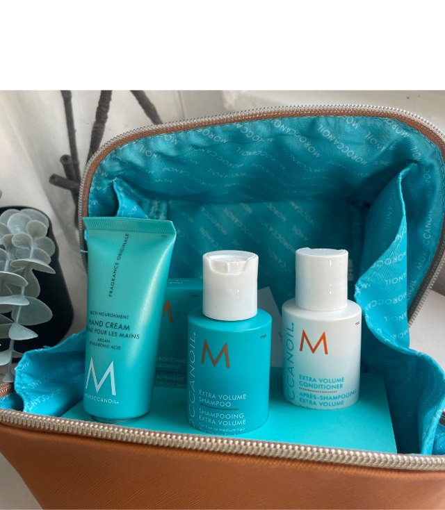 Moroccanoil Volume Travel Kit - Shampoo 70 ml + Conditioner 70 ml + Treatment 25 ml + Hand cream 40 ml
